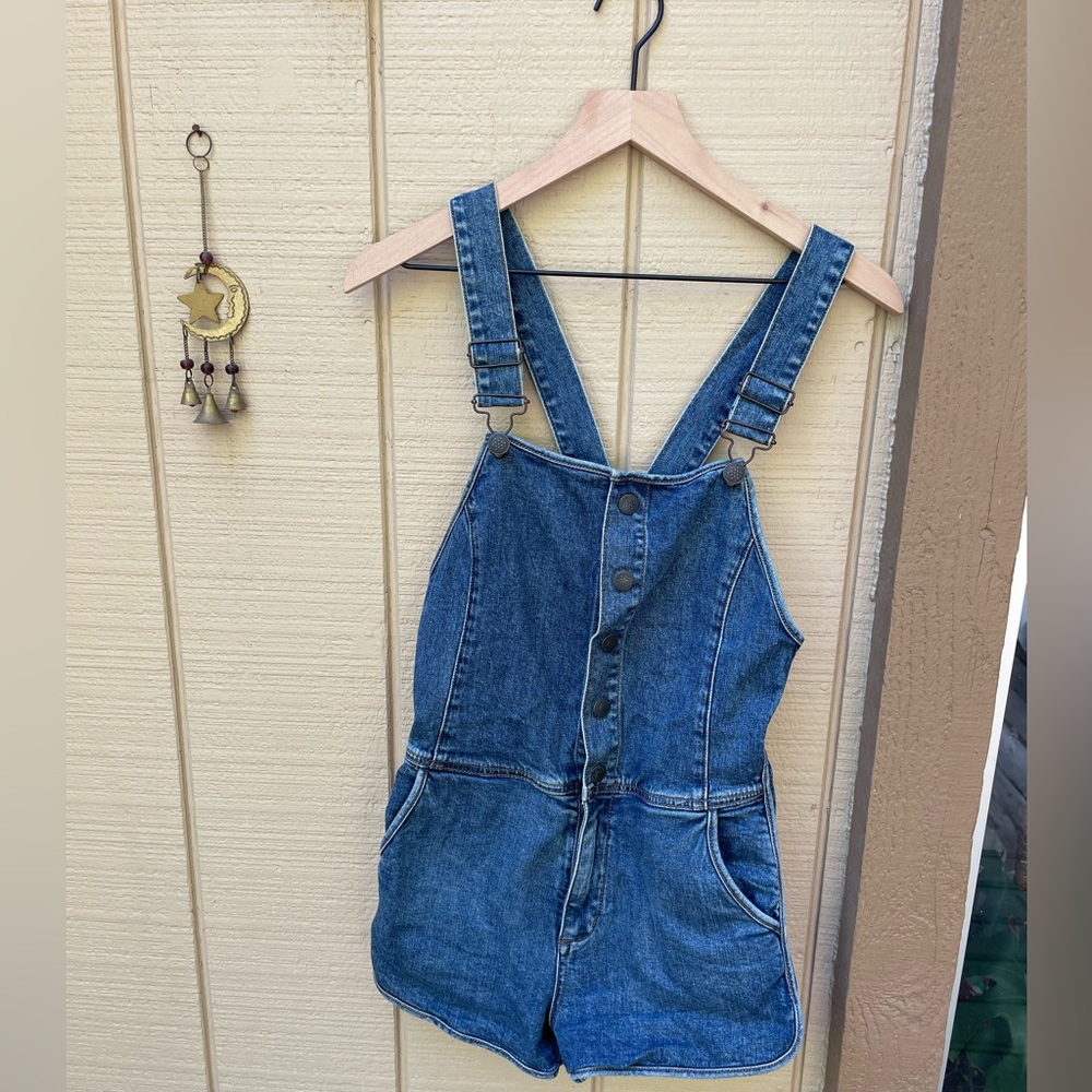 Free people denim snap button romper 0 XS